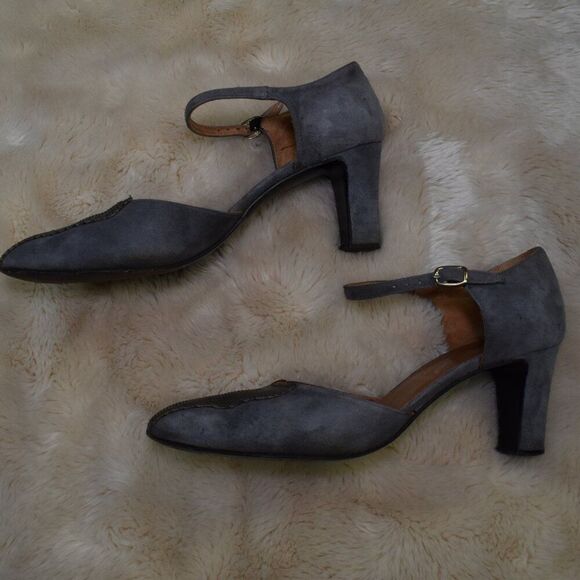 Salvatore Ferragamo VTG Gray Suede Leather Heels Sz 8.5 Block Ankle Strap - Picture 4 of 14